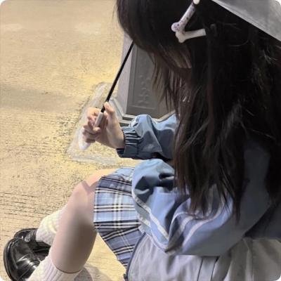 小泳者